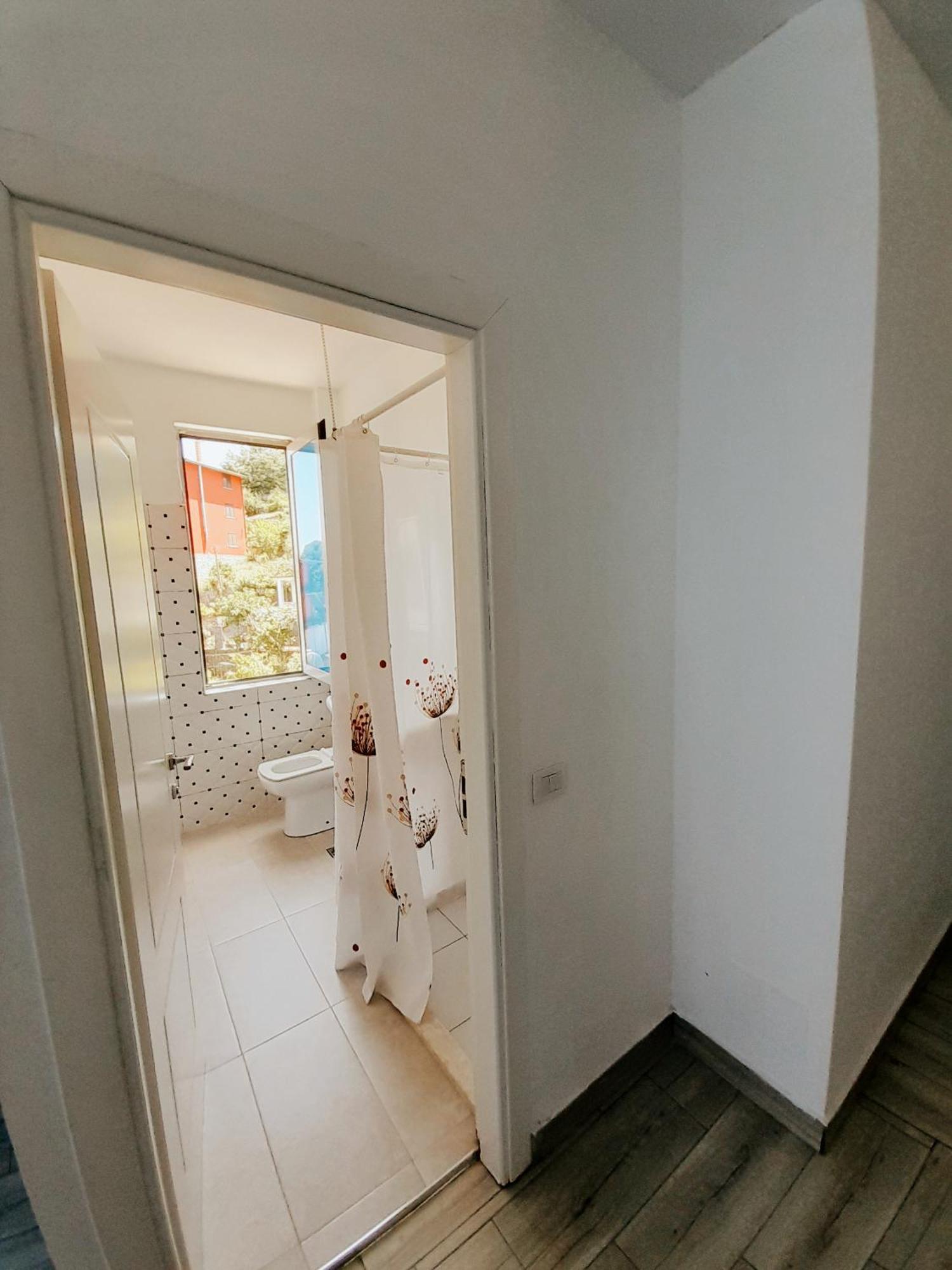 Hotel Restaurant Univers Shkodër Dış mekan fotoğraf