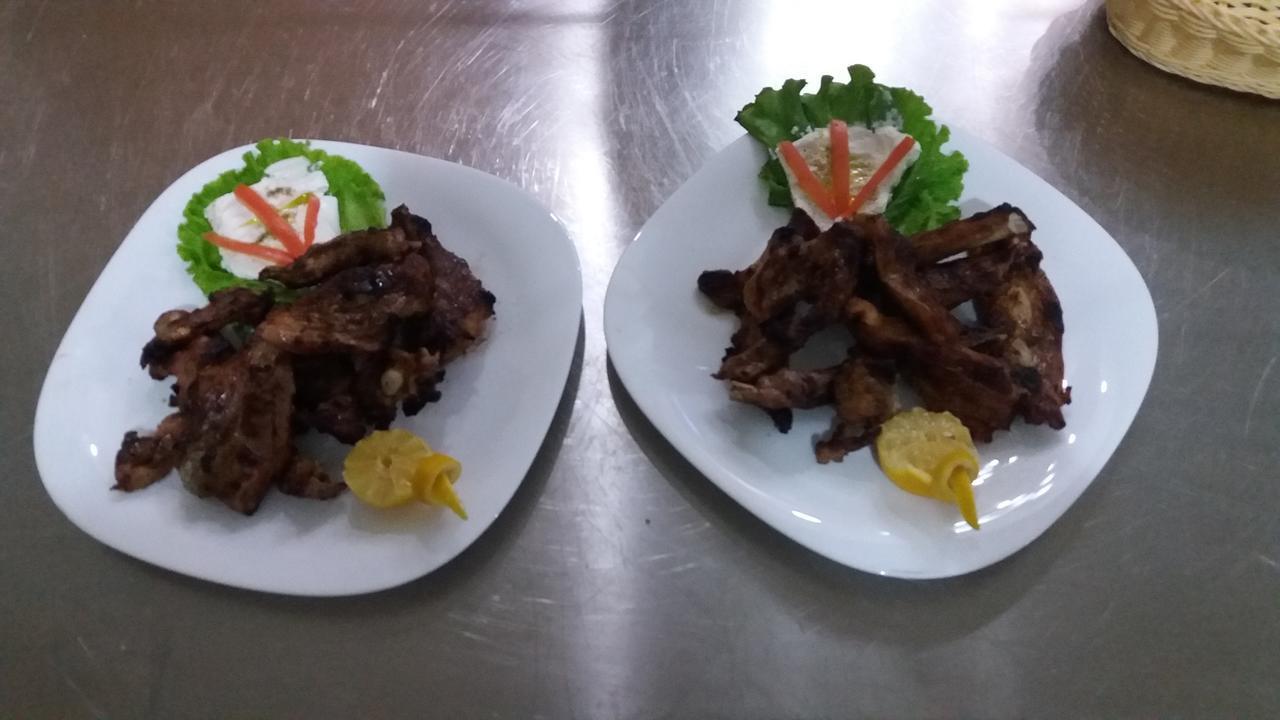 Hotel Restaurant Univers Shkodër Dış mekan fotoğraf